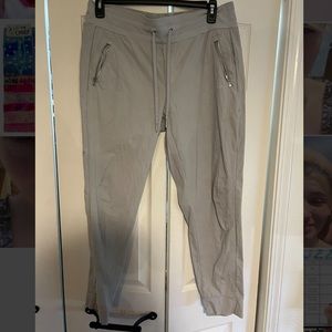 Athleta Trekkie North Jogger 16 Tall